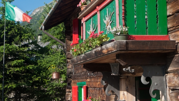 Log-built house in Livigno (Lombardia)