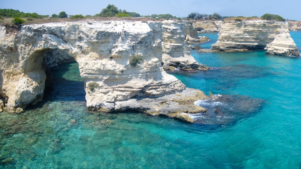 Torre San'Andrea - Salento coast near Lecce (Puglia). Source: Source Wikimedia Commons