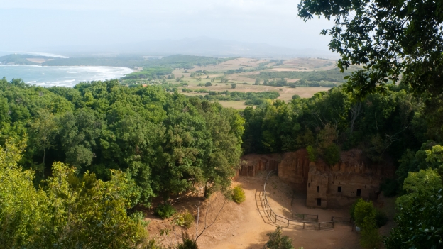 Necropoli delle Cave (Baratti near Populonia, Toscana)