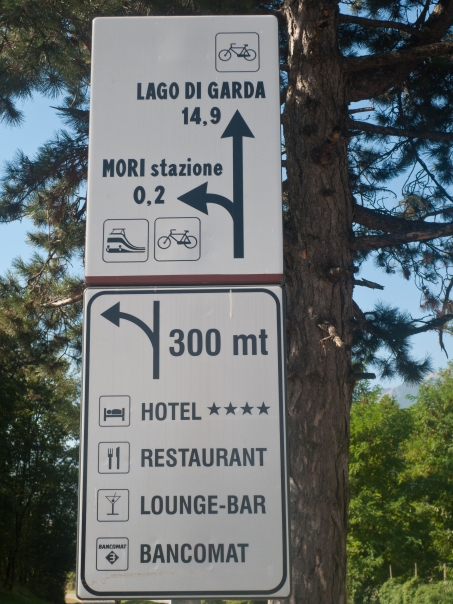 Sign on the Valle dell'Adige cycleway