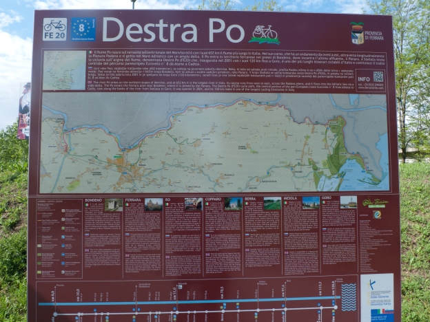 Information board on the FE20/Destra Po cycleway near Ferrara