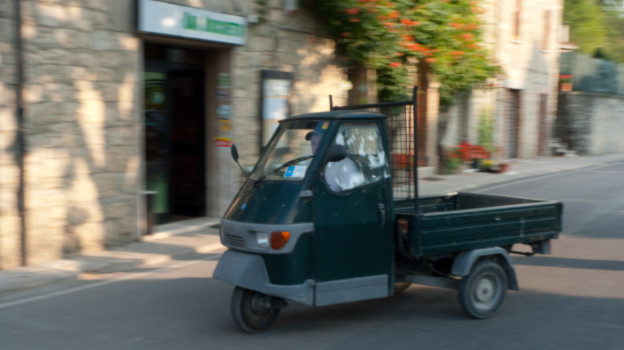 Apecar in a village in the Apennines