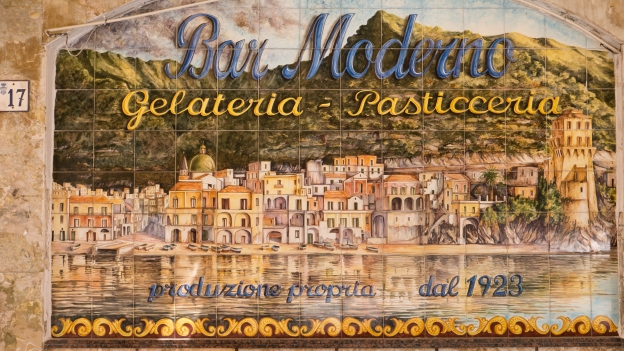 Decorated ceramic tiles: Cetara Bar Moderno